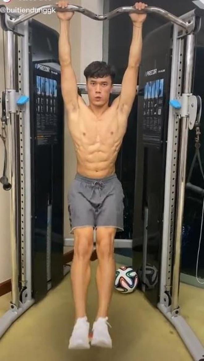 Bùi Tiến Dũng 1