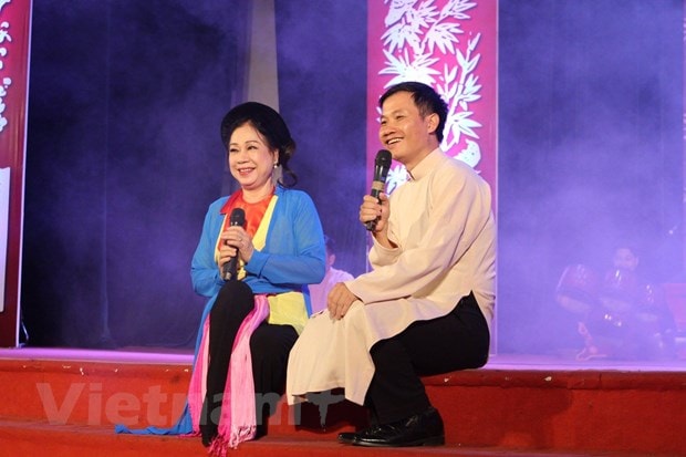 Thuong thuc 'Truyen Kieu' cua Nguyen Du theo loi ngam truyen thong hinh anh 1