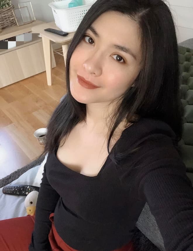 nhan sắc Bích Huyền  0