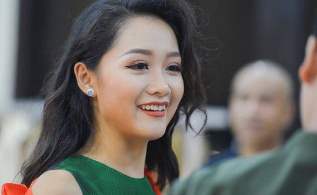 Thu Hà  0