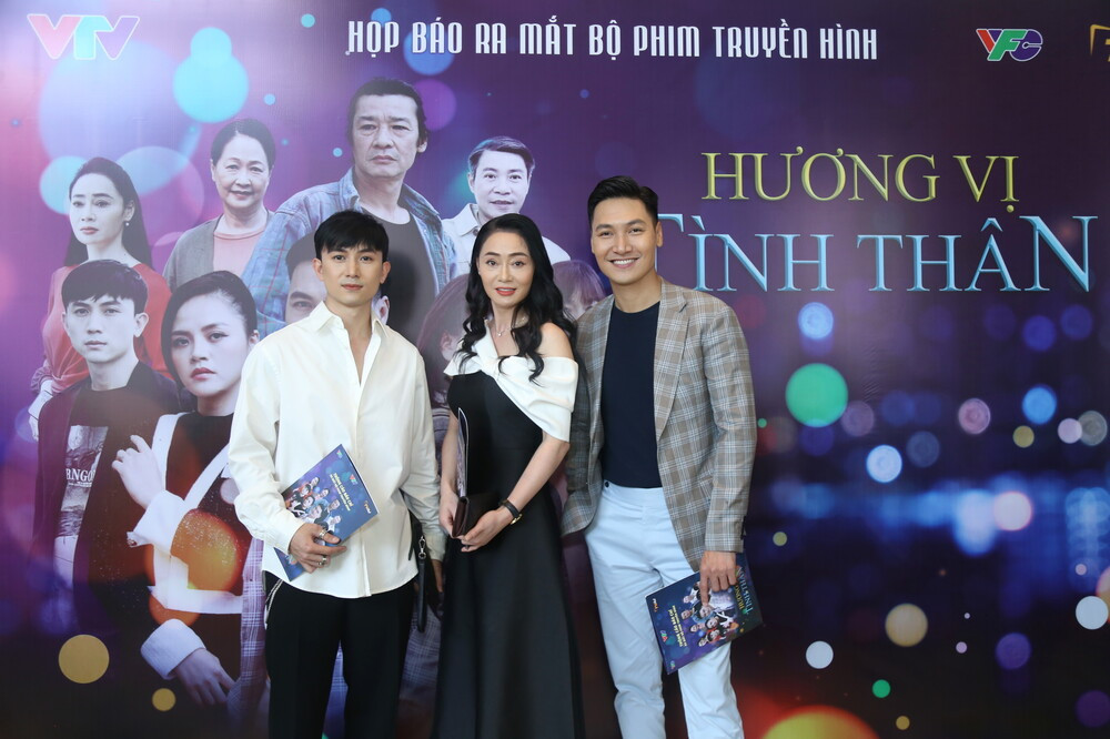 Thu Quỳnh - Phương Oanh tái xuất trong phim mới 'Hương vị tình thân' Ảnh 2