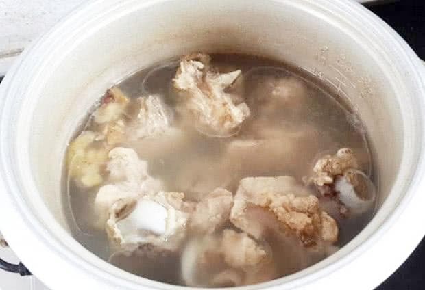 mẹo hầm xương ngon  1