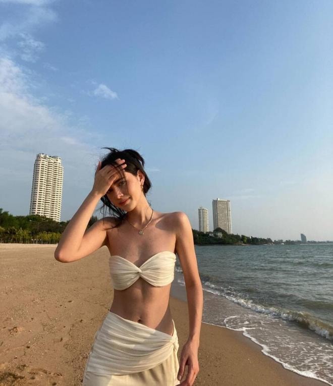 Mai Davika 4