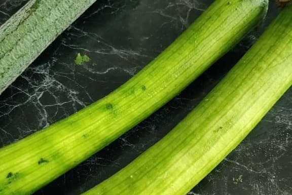 món canh mướp nấu thịt viên đơn giản 8