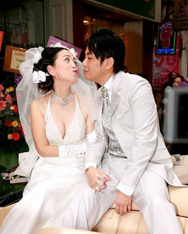 Sao nữ 'xấu nhất phim Châu Tinh Trì': Sắp mặc váy cưới thì chồng qua đời, đau đớn phát điên, sau này cả đời không sinh con 2