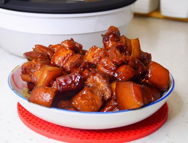 thit-kho-tau (1).jpg 0
