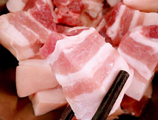 thit-kho-tau (1).jpg 1