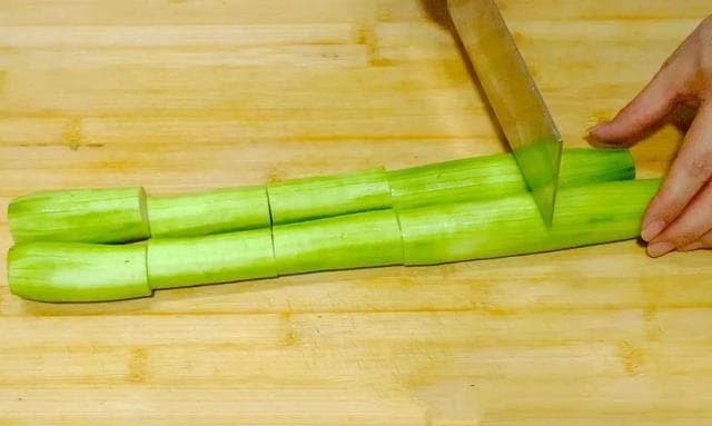 mướp xào ngon 4