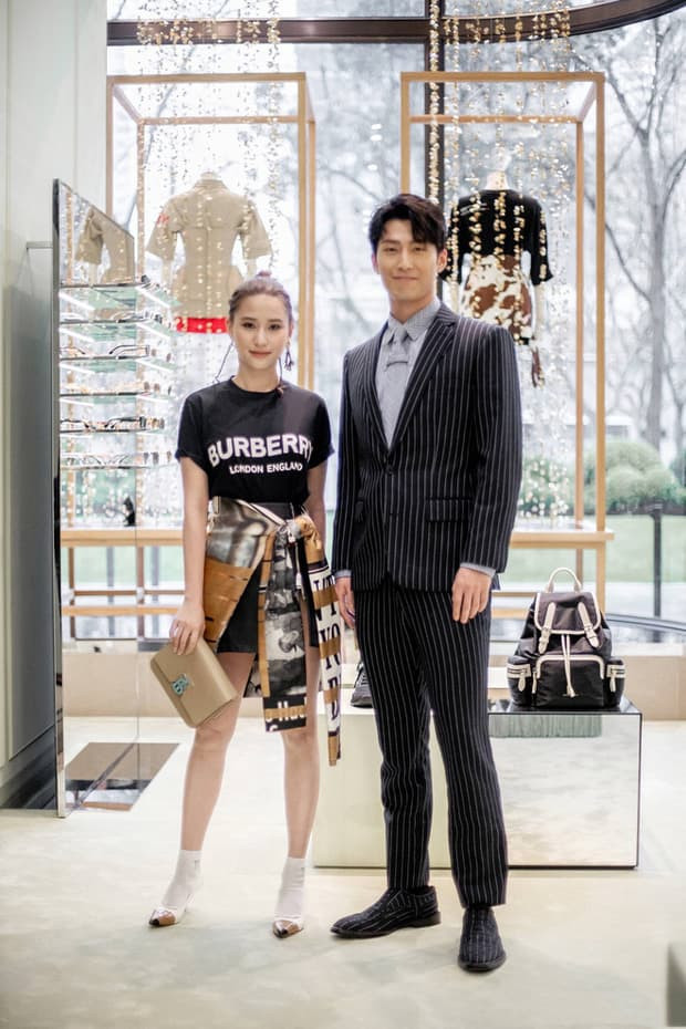Con gái trùm sòng bạc Macau khoe ảnh tình tứ với trai đẹp 'Sở Kiều Truyện': Liệu sắp có chàng rể hào môn mới? 12 Con gái trùm sòng bạc Macau khoe ảnh tình tứ với trai đẹp 'Sở Kiều Truyện': Liệu sắp có chàng rể hào môn mới? 12