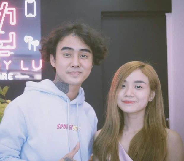 vợ cũ Hoài Lâm bị ném đá 0 vợ cũ Hoài Lâm bị ném đá 0