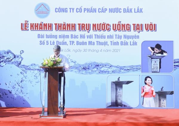 capnuoc1-w600-h422.jpg