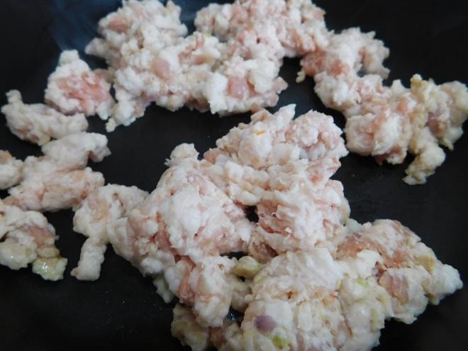 thịt xào rau húng quế 0