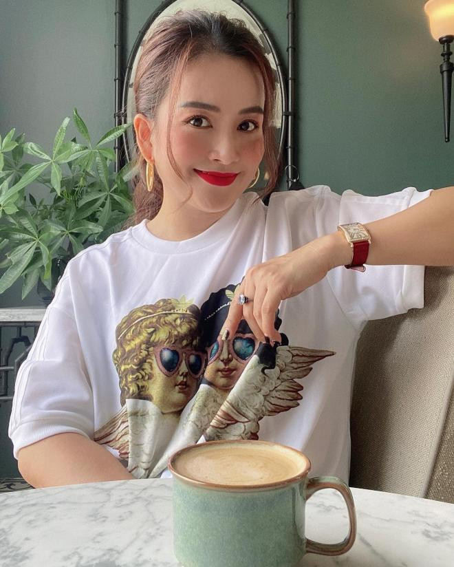 Anh Thơ sau khi giảm cân 4 Anh Thơ sau khi giảm cân 4