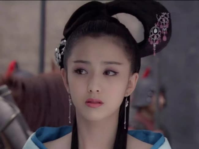 Mở đầu ngày tỏ tình 520, 'Mỹ nhân Tân Cương' Đồng Lệ Á tuyên bố ly hôn ngay sau tin hẹn hò trai lạ 5 Mở đầu ngày tỏ tình 520, 'Mỹ nhân Tân Cương' Đồng Lệ Á tuyên bố ly hôn ngay sau tin hẹn hò trai lạ 5