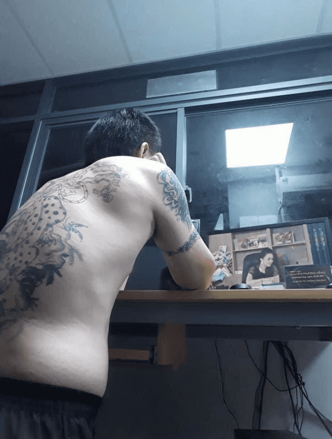 bà Phương Hằng livestream 1