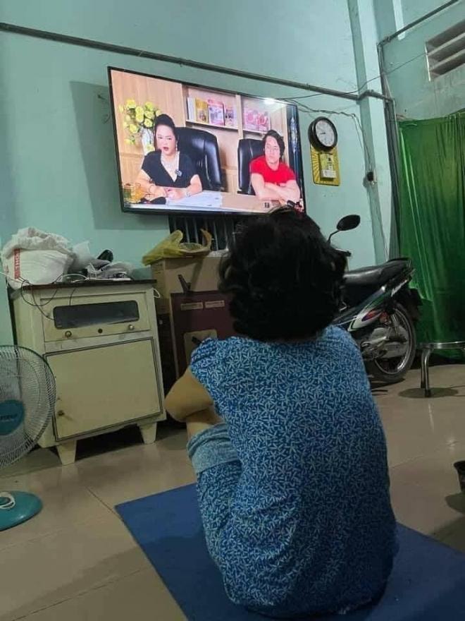 bà Phương Hằng livestream 5