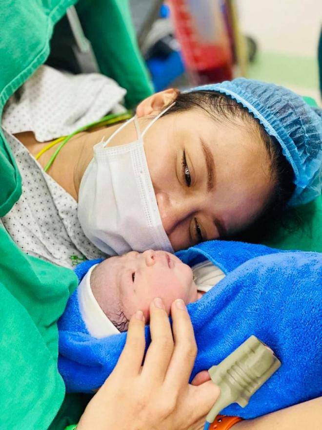 vợ Đỗ Duy Nam sinh con 3 vợ Đỗ Duy Nam sinh con 3