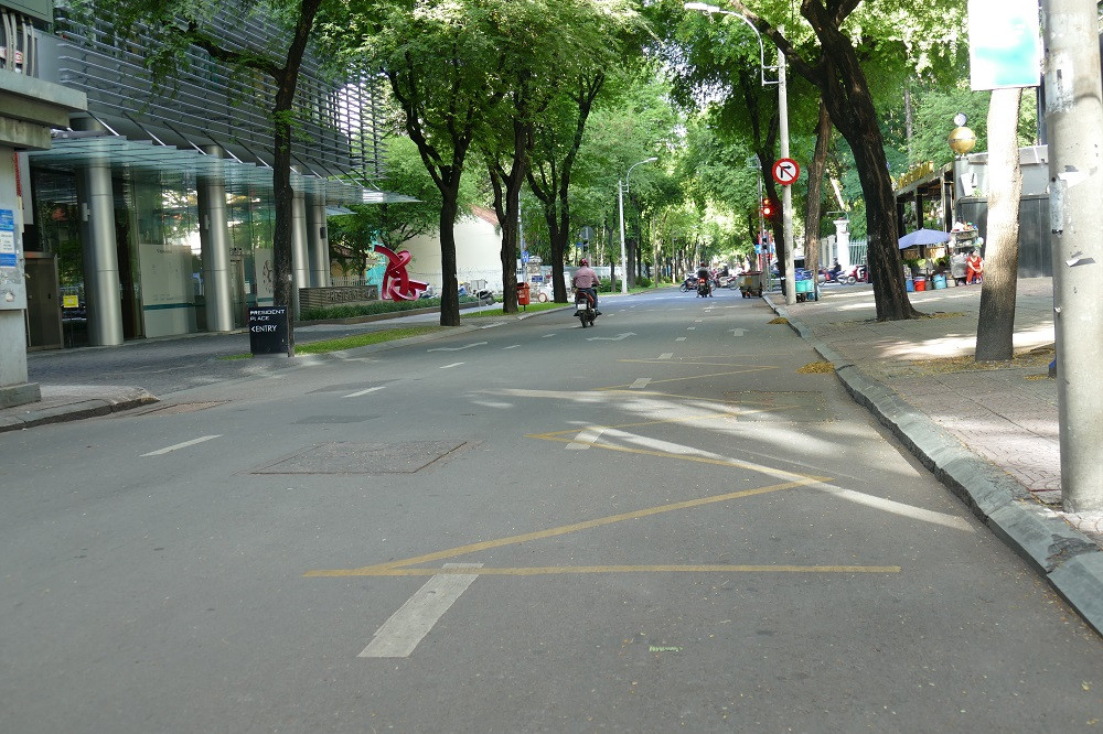 p1530085-w1000-h666.JPG