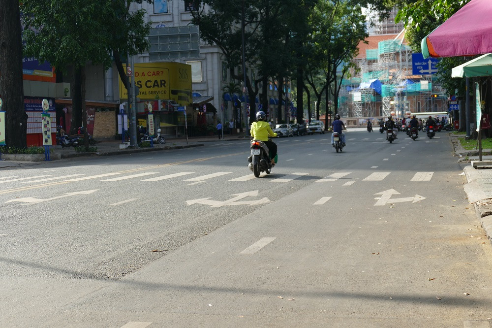 p1530074-w1000-h666.JPG