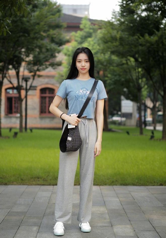 3-thoi-trang-ao-phong-cho-nu-ngoisaovn-w1240-h1780 4