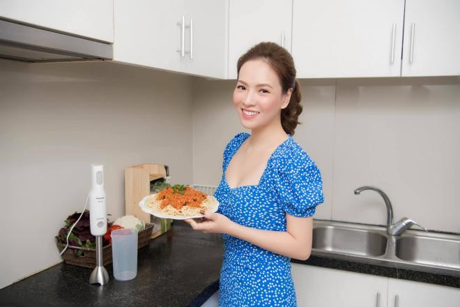 MC truyền hình nấu cơm 4