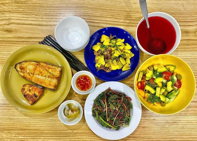 MC truyền hình nấu cơm 5
