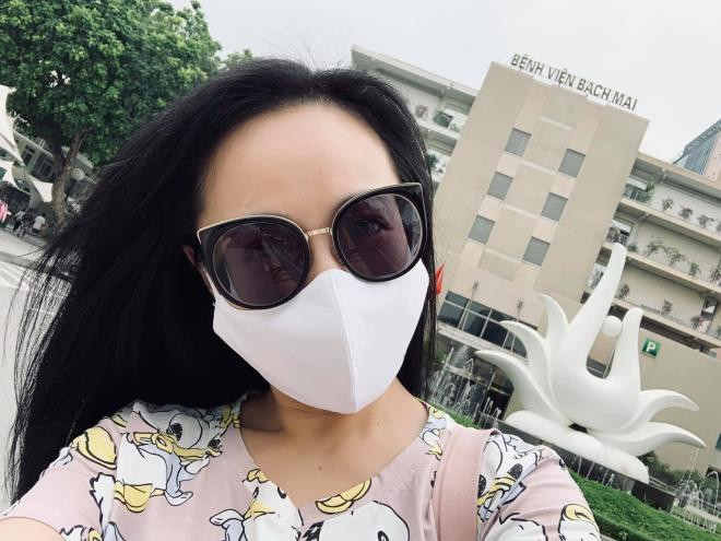 BTV Hoài Anh tiêm vắc xin Covid-19 1