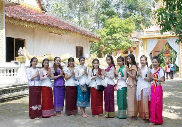 Giá trị giáo dục trong gia huấn ca nữ của người Khmer Nam Bộ