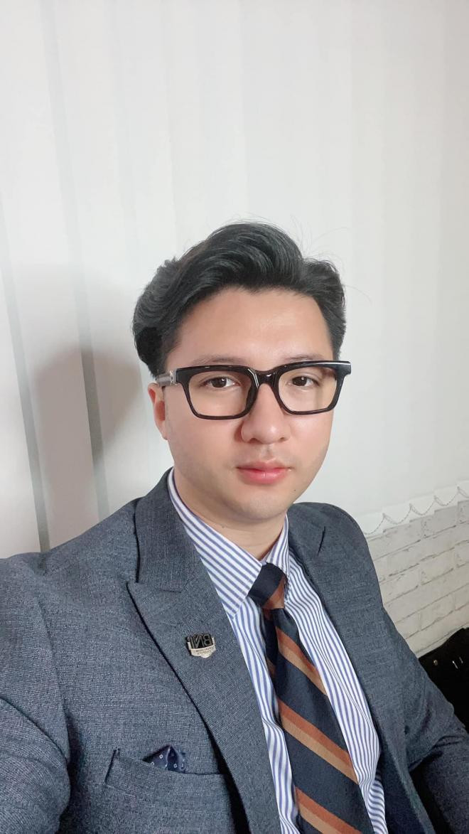 Trọng Hưng  0