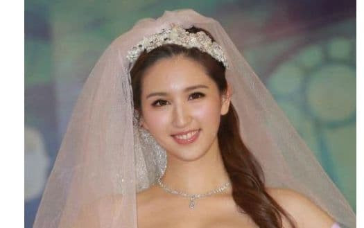 Cô từng là đệ nhất nữ thần thể dục, năm 27 tuổi được cha gả cho một doanh nhân giàu có 78 tuổi để trả nợ, hiện cuộc sống thật bất ngờ 7
