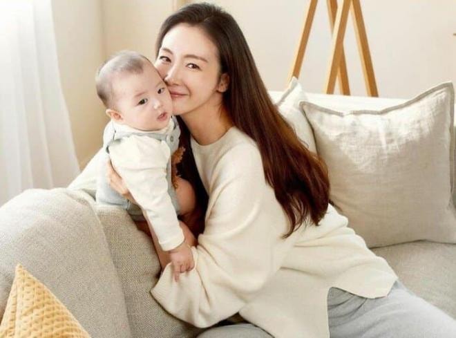 Choi Ji Woo 0