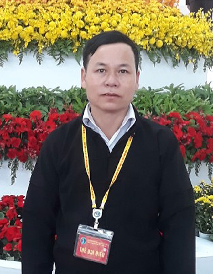 Trưởng thôn Đặng Văn Đức, đại biểu dự Đại hội toàn quốc các dân tộc thiểu số lần thứ II năm 2020.