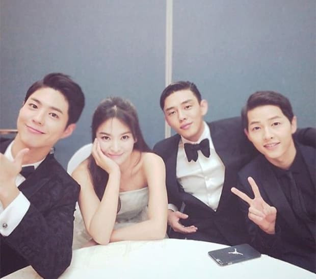 3 lân Song Hye Kyo điêu đứng vì scandal, hình ảnh cúi gập người xin lỗi là vết đen muốn quên đi nhất của sự nghiệp 1 3 lân Song Hye Kyo điêu đứng vì scandal, hình ảnh cúi gập người xin lỗi là vết đen muốn quên đi nhất của sự nghiệp 1