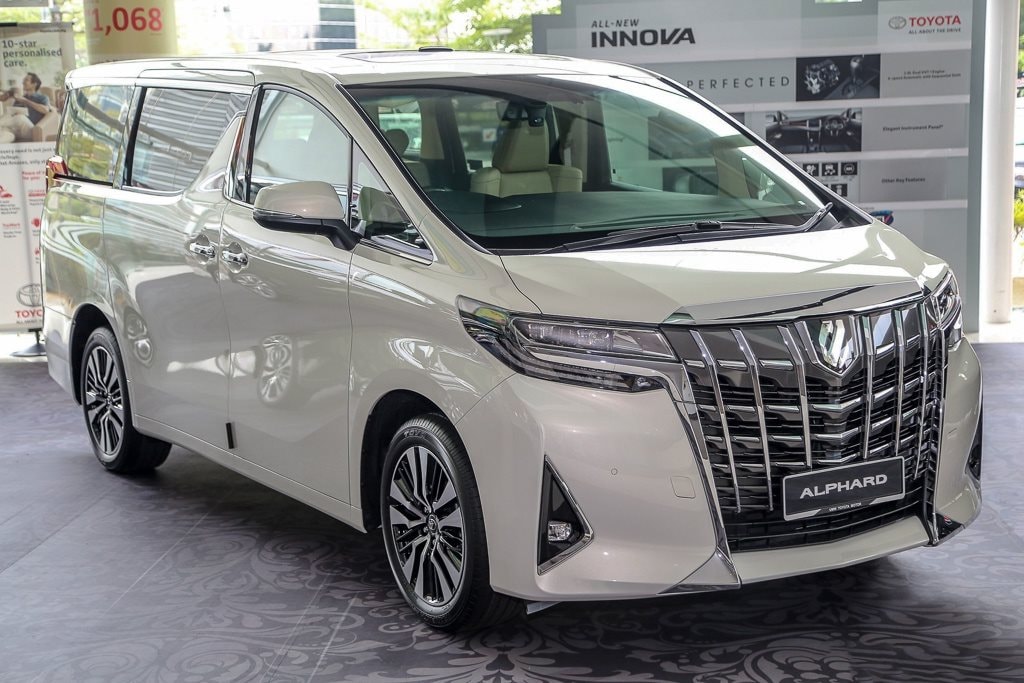 toyota-alphard_thanhnien-3_vmnc(1).jpg