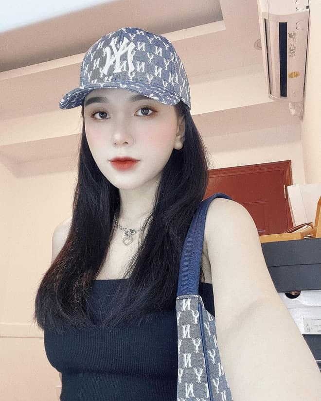 bạn gái Hoàng Đức 1