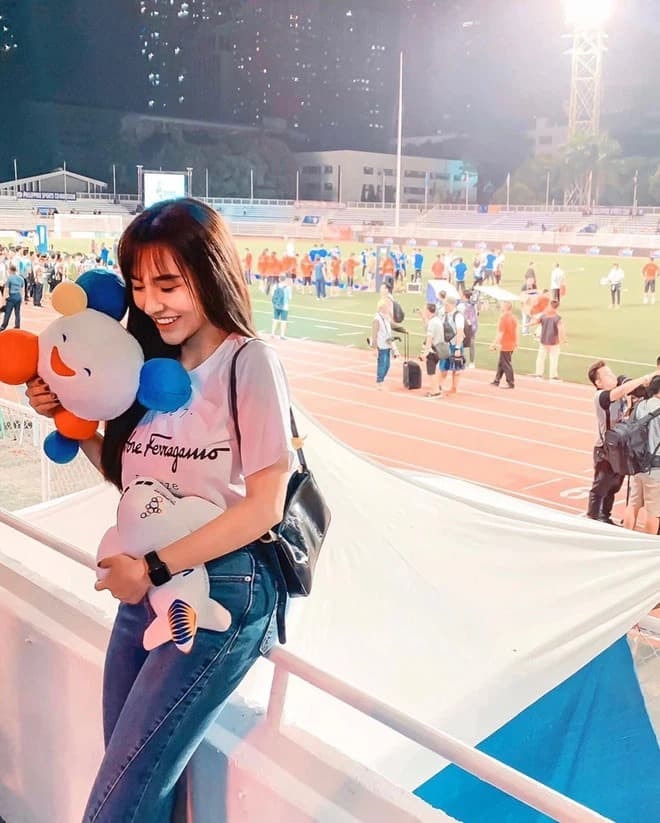 bạn gái Hoàng Đức 4