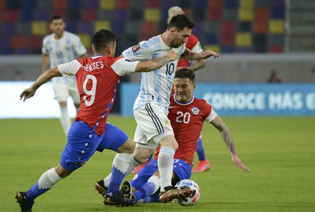 Argentina chia điểm với Chile trong ngày ra quân Copa America 2021