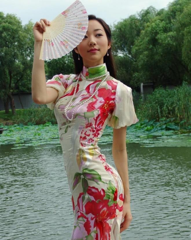 Mỹ nhân Hoa ngữ mặc xườn xám 1