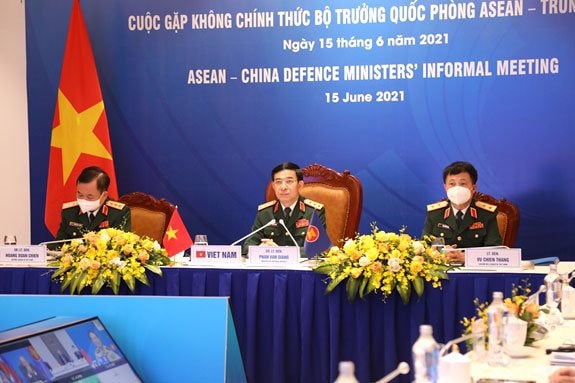 gap-khong-chinh-thuc.jpg