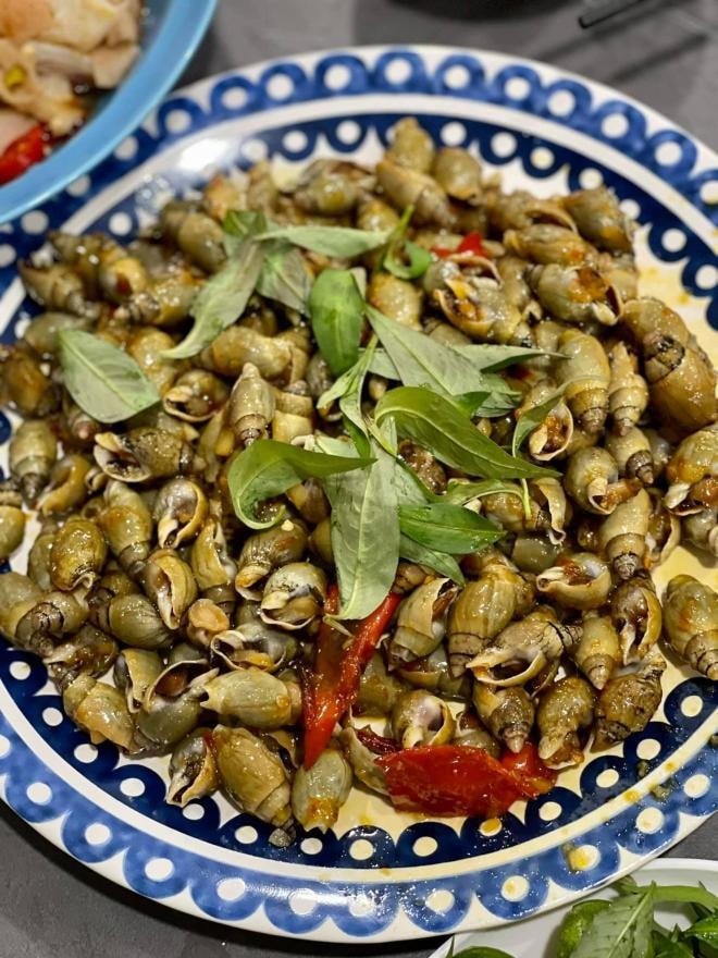 Ngân Khánh nấu ăn  9