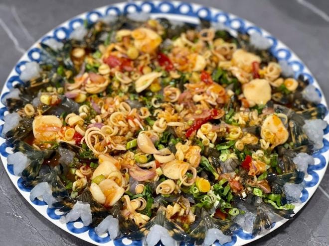 Ngân Khánh nấu ăn  10
