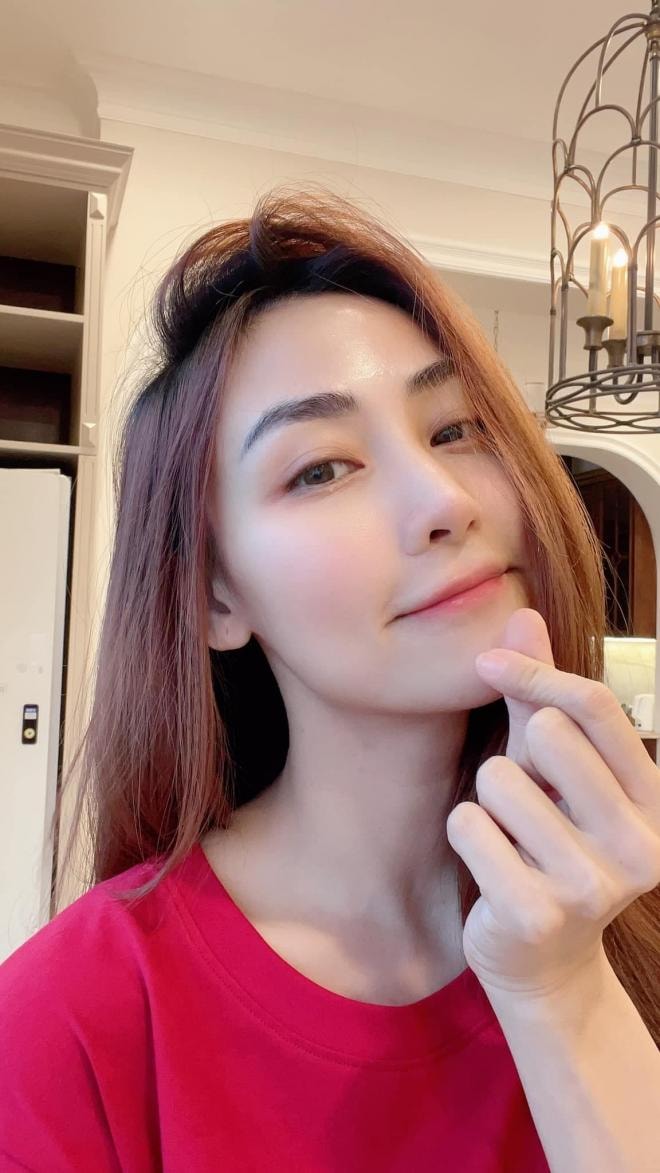 Ngân Khánh nấu ăn  1