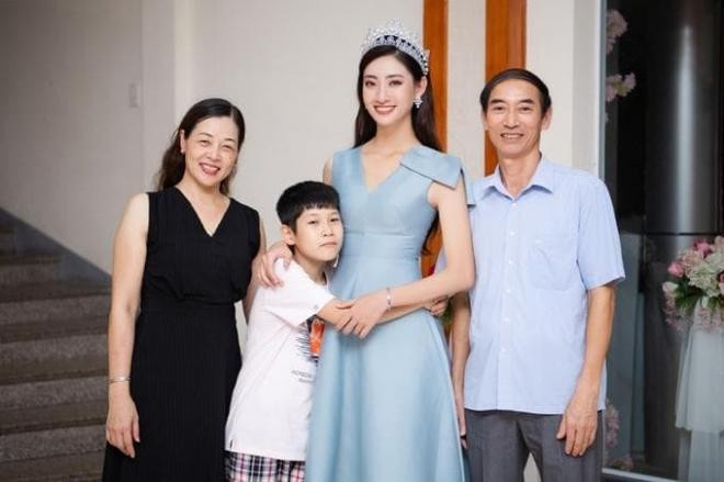 Lương Thùy Linh 2