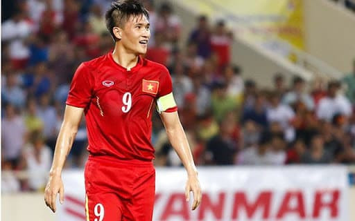 cong-vinh-thuy-tien-he-lo-muc-luong-hoi-moi-vao-nghe-9b450275-ngoisaovn-w512-h320 0 cong-vinh-thuy-tien-he-lo-muc-luong-hoi-moi-vao-nghe-9b450275-ngoisaovn-w512-h320 0