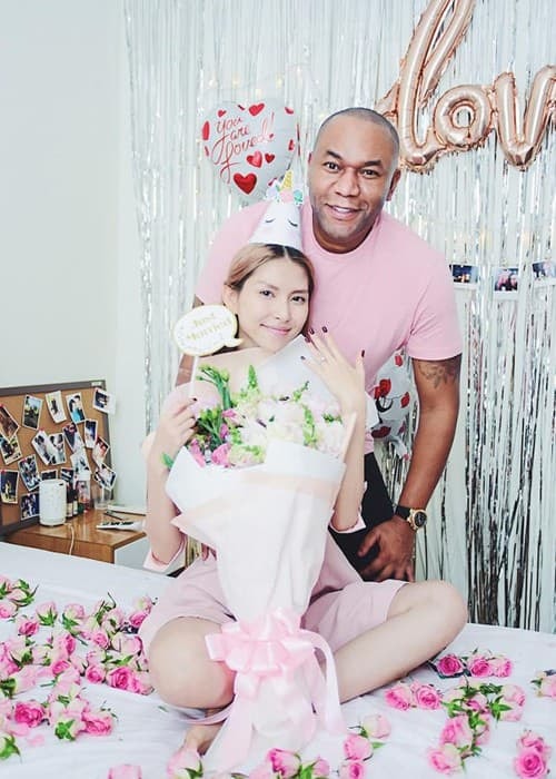 Thùy Dương và bạn trai 0 Thùy Dương và bạn trai 0