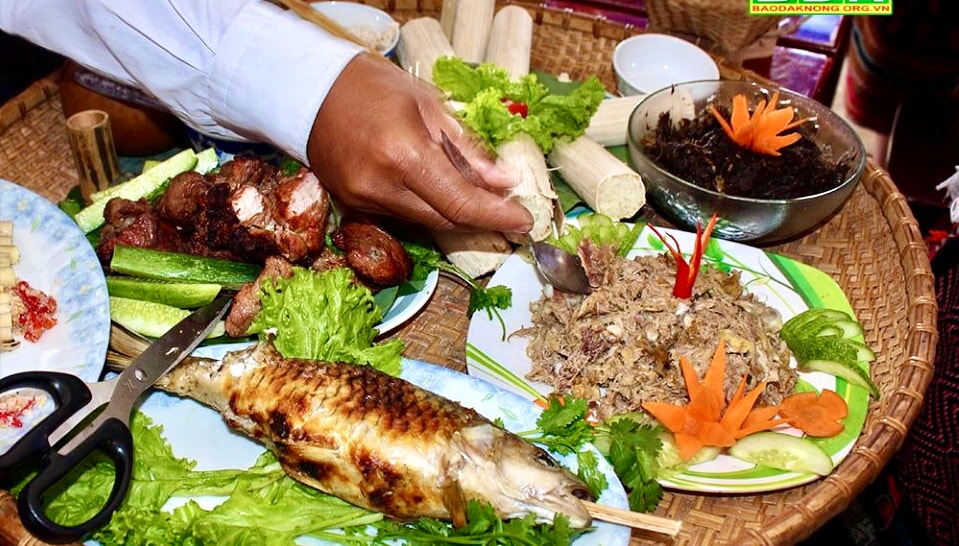 Món thịt giã trên mâm ẩm thực truyền thống người Mạ tỉnh Đắk Nông.