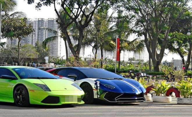 Minh Nhựa khoe siêu xe 3 Minh Nhựa khoe siêu xe 3