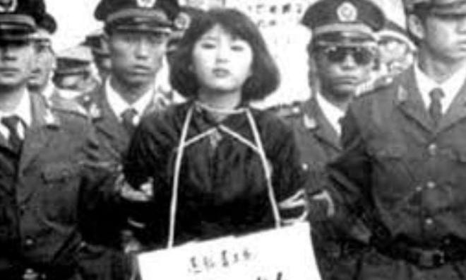 'Tử tù xinh đẹp nhất' Đào Tĩnh bị xử bắn ở tuổi 20, yêu cầu cuối cùng trước khi chết khiến cảnh sát cũng lặng đi 5 'Tử tù xinh đẹp nhất' Đào Tĩnh bị xử bắn ở tuổi 20, yêu cầu cuối cùng trước khi chết khiến cảnh sát cũng lặng đi 5