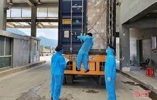 12.6 ẢNH 1 CỤC HẢI QUAN HT.jpg