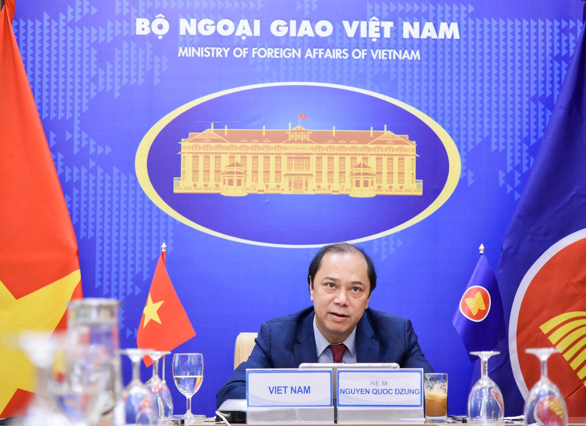 hoi-nghi-asean-plus-3.jpg